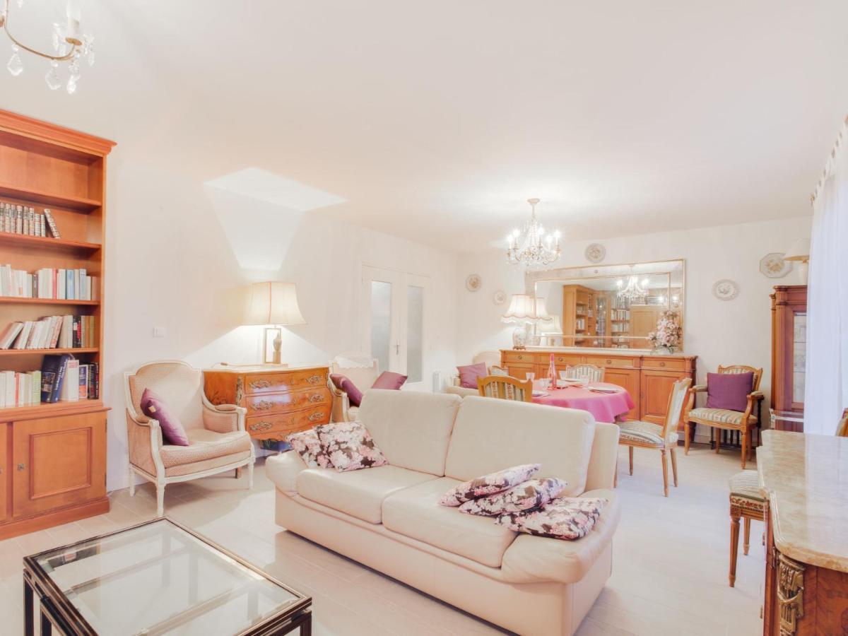 Apartment Le Hoche By Interhome Динард Екстериор снимка